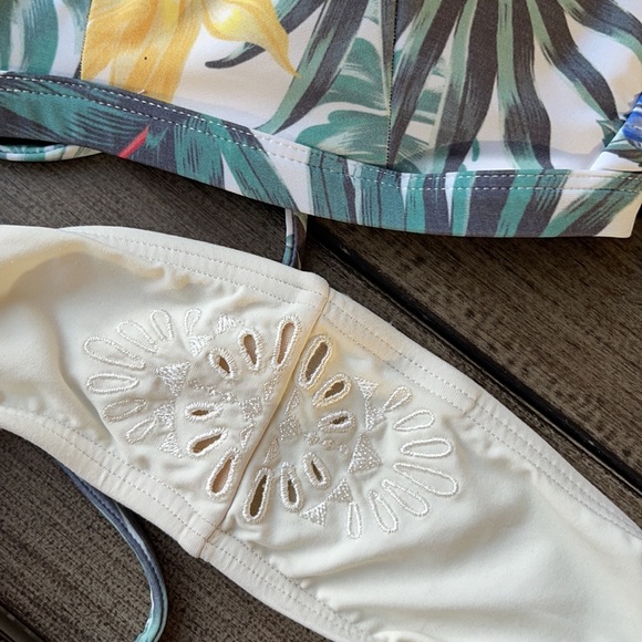 🌴🔆BILLABONG-HURLEY ADJUSTABLE CHEEKY BIKINI SET🔆🌴 - Picture 9 of 16